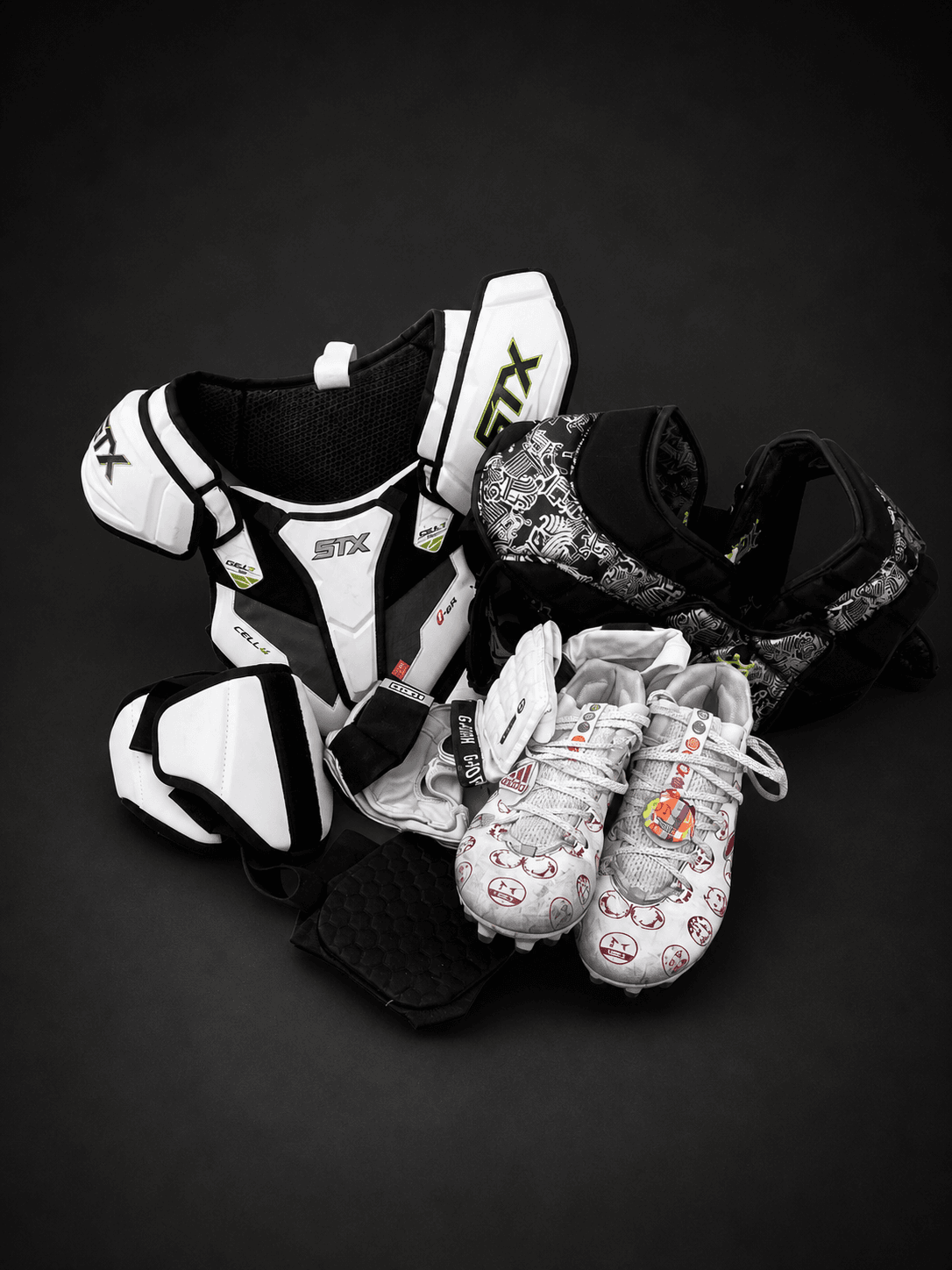 Lacrosse pads & gloves